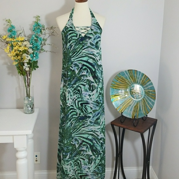 Jennifer Lopez Dresses & Skirts - Jennifer Lopez Halter Maxi Dress